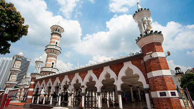 クアラルンプールで最も古いモスク「マスジット・ジャメ」