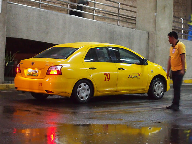 マニラ市内・空港間のタクシー　選び方から支払いまでガイド