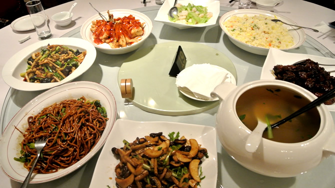 上海旅行でグルメツアー！必食の3大名物料理と覚えておきたいレストランのマナー