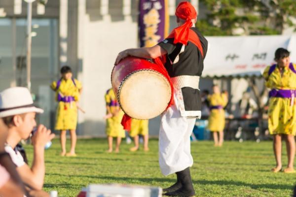 夏以外に楽しめる沖縄のお祭り