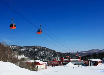 北海道スキー&スノーボード特集｜札幌国際スキー場ゲレンデ